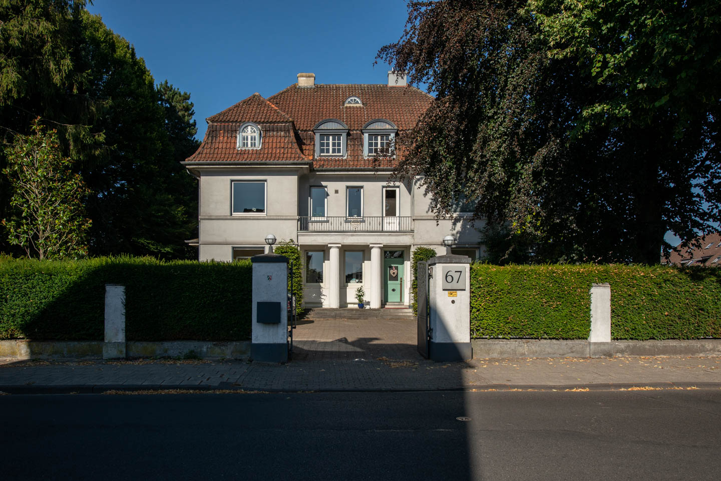 Die historische Fabrikantenvilla und Sitz von Klaus Bürger Architektur in Krefeld Hüls